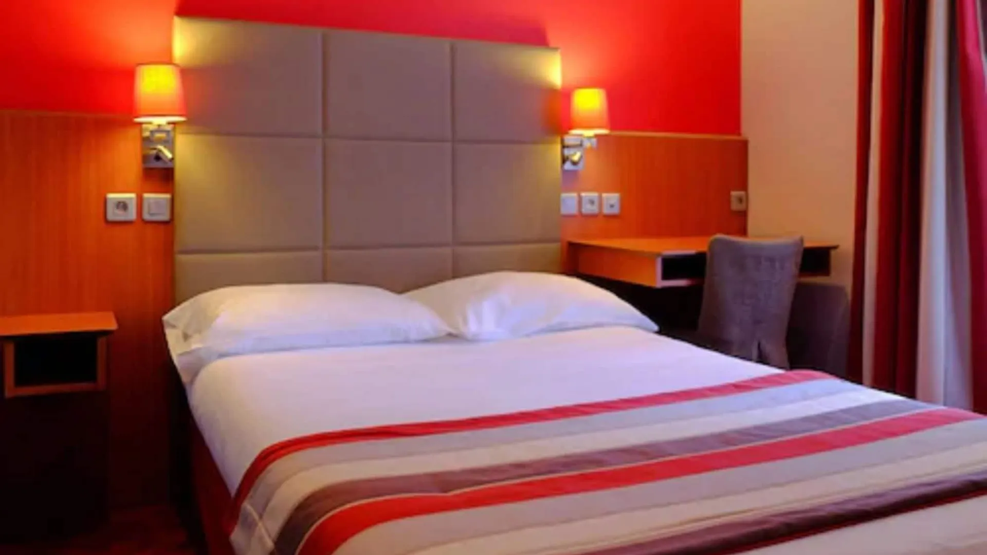 Terminus Orleans Hotel 2*